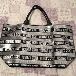 Victoria’s Secret tote